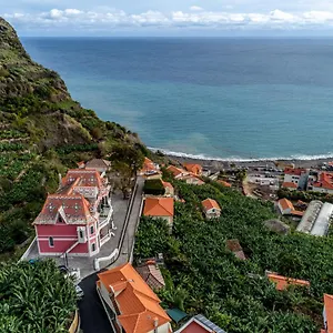 1905 Zino's Palace **** Ponta do Sol (Madeira)